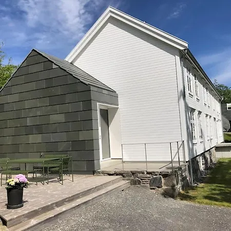 Storlauvoya The Atlantic Ocean Road * Karvåg