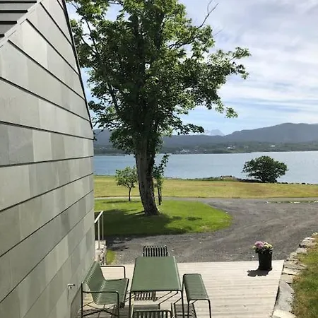 Storlauvoya The Atlantic Ocean Road * Karvåg