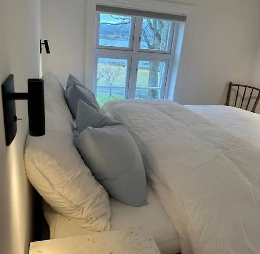 Storlauvoya The Atlantic Ocean Road Karvåg