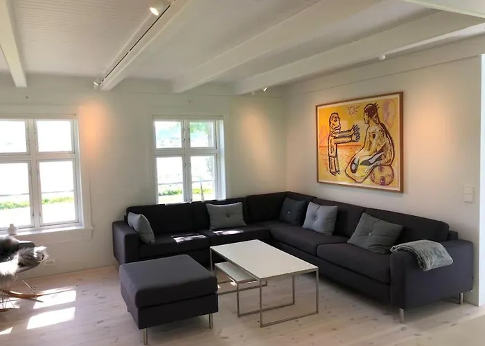 Storlauvoya The Atlantic Ocean Road * Karvåg