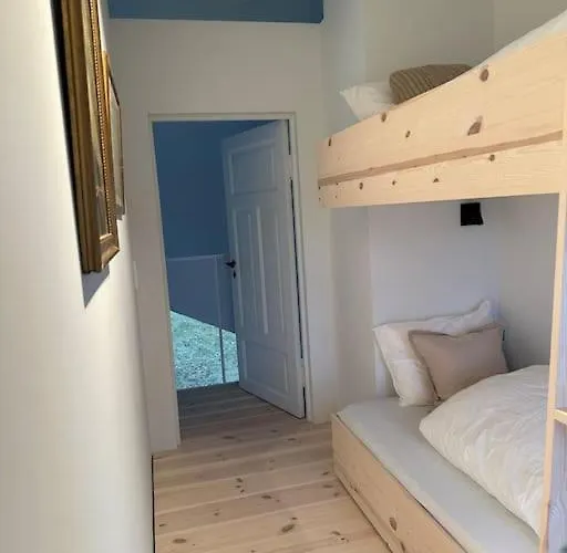 Storlauvoya The Atlantic Ocean Road * Karvåg